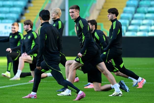 Johnny Kenny of Celtic training ahead of the UEFA Europa League match, round 1 of 8 between Crvena zvezda and Celtic FC at Celtic Park, on 23rd September 2025 in Glasgow, Scotland. (Picture by Mark Runnacles) Celtic Training Session and press conference, PK, Pressekonferenz UEFA Europa League, Football, Scotland, UK - 23 Sep 2025Belgrade Rajko Mitic Stadium Serbia EDITORIAL USE ONLY No use with unauthorised audio, video, data, fixture lists, club league logos or live services. Online in-match use limited to 120 images, no video emulation. No use in betting, games or single club league player publications. Copyright: xMarkxRunnacles Shutterstockx 15499179aa