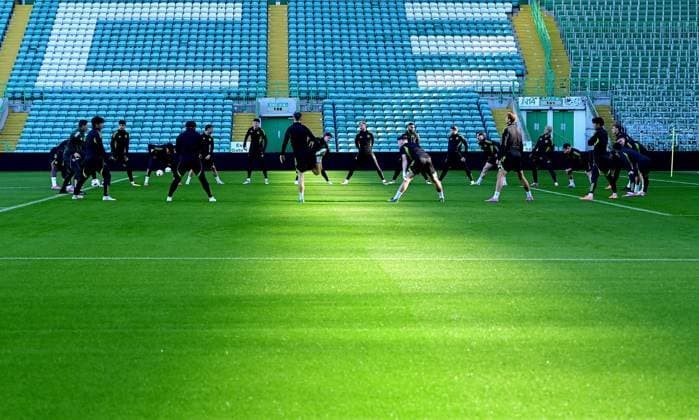 Celtic players training ahead of the UEFA Europa League match, round 1 of 8 between Crvena zvezda and Celtic FC at Celtic Park, on 23rd September 2025 in Glasgow, Scotland. (Picture by Mark Runnacles) Celtic Training Session and press conference, PK, Pressekonferenz UEFA Europa League, Football, Scotland, UK - 23 Sep 2025Belgrade Rajko Mitic Stadium Serbia EDITORIAL USE ONLY No use with unauthorised audio, video, data, fixture lists, club league logos or live services. Online in-match use limited to 120 images, no video emulation. No use in betting, games or single club league player publications. Copyright: xMarkxRunnacles Shutterstockx 15499179bm