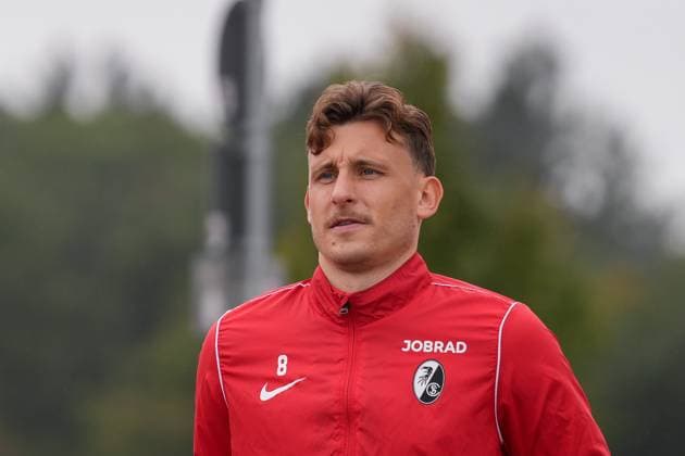 Maximilian Eggestein (SC Freiburg, 08) , letztes medienöffentliches Training des SC Freiburg vor dem ersten Europa League Spiel in der Ligaphase, Deutschland, Fussball, UEFA Europa League, 1.Spieltag, 2025 2026, SC Freiburg vs. FC Basel, 23.09.2025, letztes medienöffentliches Training des SC Freiburg vor dem ersten Europa League Spiel in der Ligaphase, Europa-Park Stadion, Freiburg, Deutschland Freiburg Europa-Park Stadion Baden-Württemberg Deutschland Copyright: xArnexAmbergx