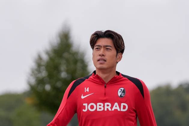 Yuito Suzuki (SC Freiburg, 14) , letztes medienöffentliches Training des SC Freiburg vor dem ersten Europa League Spiel in der Ligaphase, Deutschland, Fussball, UEFA Europa League, 1.Spieltag, 2025 2026, SC Freiburg vs. FC Basel, 23.09.2025, letztes medienöffentliches Training des SC Freiburg vor dem ersten Europa League Spiel in der Ligaphase, Europa-Park Stadion, Freiburg, Deutschland Freiburg Europa-Park Stadion Baden-Württemberg Deutschland Copyright: xArnexAmbergx