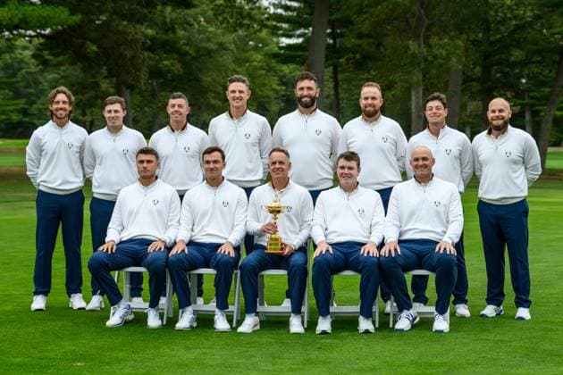 250923 Tommy Fleetwood, Matt Fitzpatrick, Rory McIlroy, Justin Rose, Jon Rahm, Shane Lowry, Viktor Hovland, Tyrrell Hatton, Ludvig Aberg, Rasmus Hojgaard, Team Captain Luke Donald, Robert MacIntyre and Sepp Straka of Team Europe pose for a team photo during a photo session on day -3 of the Ryder Cup on September 23, 2025 in New York. Photo: Jesper Zerman BILDBYRAN kod JZ JZ0614 golf ryder cup usa europe bbeng sverige norge Copyright: JESPERxZERMAN BB250923JZ003