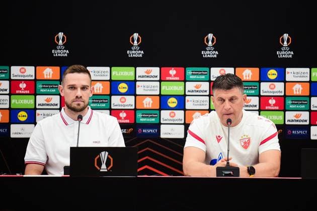 Head Coach Vladan Milojevic of Crvena Zvezda and Timi Max Elsnik of Crvena Zvezda Celtic Training Session and press conference, PK, Pressekonferenz UEFA Europa League, Football, Rajko Mitic Stadium, Belgrade, Serbia - 23 Sep 2025Belgrade Rajko Mitic Stadium Serbia EDITORIAL USE ONLY No use with unauthorised audio, video, data, fixture lists, club league logos or live services. Online in-match use limited to 120 images, no video emulation. No use in betting, games or single club league player publications. Copyright: xNikolaxKrstic Shutterstockx 15498416g