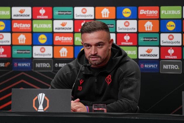 Xherdan Shaqiri (FC Basel, 10) , Pressekonferenz des FC Basel vor dem ersten Europa League Spiel in der Ligaphase, Pressegespräch, Deutschland, Fussball, UEFA Europa League, 1.Spieltag, 2025 2026, SC Freiburg vs. FC Basel, 23.09.2025, Pressekonferenz des FC Basel vor dem ersten Europa League Spiel in der Ligaphase, Pressegespräch, Schweiz, Europa-Park Stadion, Freiburg, Deutschland Freiburg Europa-Park Stadion Baden-Württemberg Deutschland Copyright: xArnexAmbergx