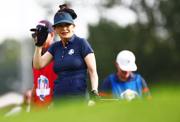Catherine Zeta-Jones of Team Europe during the Celebrity All-Star match. 2025 Ryder Cup, Celebrity Match, Golf, Bethpage Black Golf Course, New York, USA - 24 Sep 2025New York Bethpage Black Golf Course New York (NY) United States of America EDITORIAL USE ONLY No use with unauthorised audio, video, data, fixture lists, club league logos or live services. Online in-match use limited to 120 images, no video emulation. No use in betting, games or single club league player publications. Copyright: xJamesxMarsh Shutterstockx 15500192y