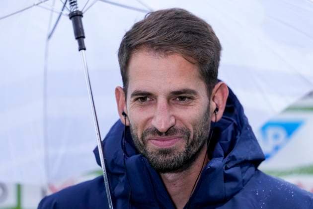 Theodoros Dedes (Trainer, Cheftrainer, TSG), Einzelbild, Einzelfoto, Aktion, Action, Freude, freuen, freut sich, freundlich, fröhlich, glücklich, strahlend, optimistisch, 24.09.2025, Sinsheim (Hoffenheim) (Deutschland), Fussball, Google Pixel Frauen-Bundesliga, TSG 1899 Hoffenheim - 1. FC Nürnberg, DFB DFL REGULATIONS PROHIBIT ANY USE OF PHOTOGRAPHS AS IMAGE SEQUENCES AND OR QUASI-VIDEO.