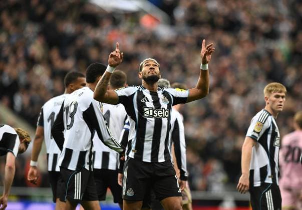 Joelinton of Newcastle United celebrates scoring their first goal Newcastle United v Bradford City, EFL Carabao Cup, Third Round, Football, St James Park, Newcastle, UK - 24 Sep 2025Newcastle St James Park United Kingdom EDITORIAL USE ONLY No use with unauthorised audio, video, data, fixture lists, club league logos or live services. Online in-match use limited to 120 images, no video emulation. No use in betting, games or single club league player publications. Copyright: xRichardxLee Shutterstockx 15498597ah