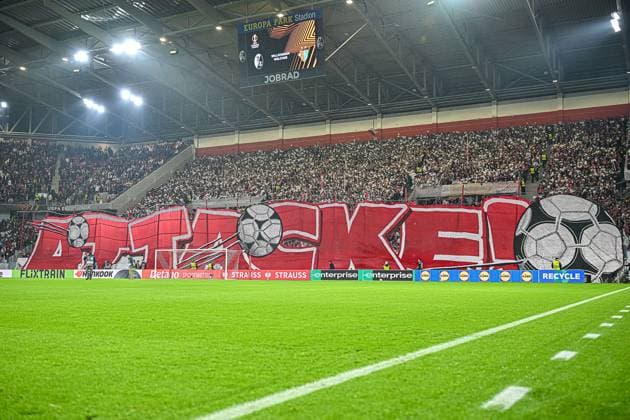 Choreo der SC Fans GER, SC Freiburg - FC Basel, Fussball, Europa League, 1. Spieltag, Saison 2025 2026, 24.09.2025 GER, SC Freiburg - FC Basel, Fussball, Europa League, 1. Spieltag, Saison 2025 2026, 24.09.2025 Freiburg Copyright: xEibner-Pressefoto ThomasxHessx EP_THS