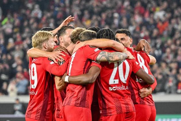 Jubel zum Tor zum 2:0 durch Maximilian Eggestein (SC Freiburg, 08) GER, SC Freiburg - FC Basel, Fussball, Europa League, 1. Spieltag, Saison 2025 2026, 24.09.2025 GER, SC Freiburg - FC Basel, Fussball, Europa League, 1. Spieltag, Saison 2025 2026, 24.09.2025 Freiburg Copyright: xEibner-Pressefoto ThomasxHessx EP_THS