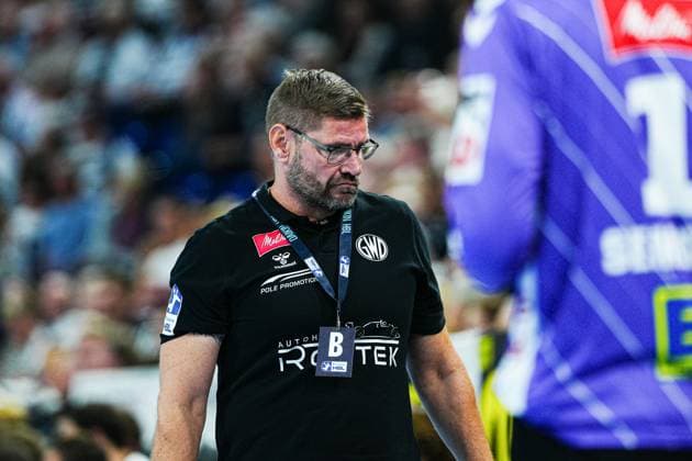 Aaron Ziercke (GWD Minden, Trainer) GER, THW Kiel vs. GWD Minden, Handball, 1. Bundesliga, Spieltag 15, Saison 2025 2026, 25.09.2025 GER, THW Kiel vs. GWD Minden, Handball, 1. Bundesliga, Spieltag 15, Saison 2025 2026, 25.09.2025 Kiel Copyright: xEibner-Pressefoto MarcelxvonxFehrnx EP_MFN