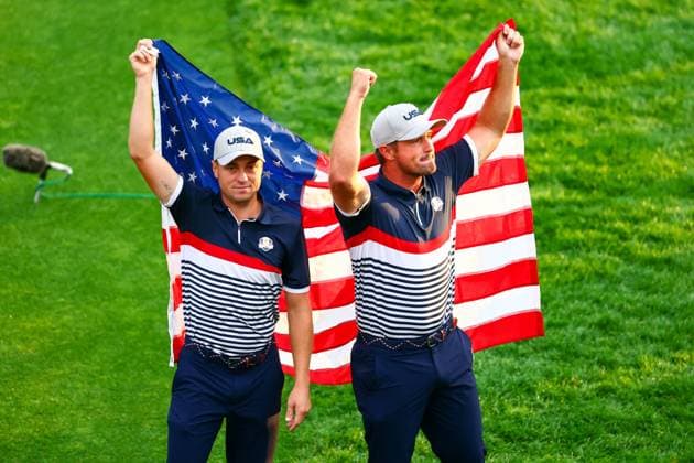 Bryson DeChambeau and Justin Thomas of Team USA on the first tee 2025 Ryder Cup, Day One, Morning Foursomes, Golf, Bethpage Black Golf Course, New York, USA - 26 Sep 2025New York Bethpage Black Golf Course New York (NY) United States of America EDITORIAL USE ONLY No use with unauthorised audio, video, data, fixture lists, club league logos or live services. Online in-match use limited to 120 images, no video emulation. No use in betting, games or single club league player publications. Copyright: xJamesxMarsh Shutterstockx 15500199q