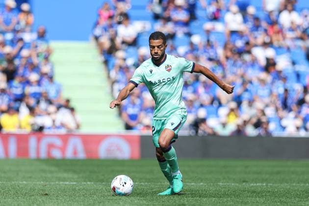 September 27, 2025, Getafe, Madrid, Spain: Jeremy Toljan of Levante UD in action during the Spanish League, LaLiga EA Sports, football match played between Getafe CF and Levante UD at Coliseum stadium on September 27, 2025, in Getafe, Madrid, Spain. Getafe Spain - ZUMAa181 20250927_zaa_a181_075 Copyright: xIrinaxR.xHipolitox