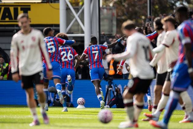 Ismaila Sarr of Crystal Palace scores and celebrates 1-0 Crystal Palace v Liverpool, Premier League, Football, Selhurst Park, London, UK - 27 Sep 2025London Selhurst Park United Kingdom EDITORIAL USE ONLY No use with unauthorised audio, video, data, fixture lists, club league logos or live services. Online in-match use limited to 120 images, no video emulation. No use in betting, games or single club league player publications. Copyright: xIanxTuttle Shutterstockx 15503911ad