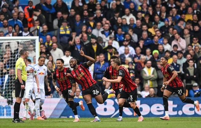 Antoine Semenyo of Bournemouth celebrates scoring their first goal Leeds United v AFC Bournemouth, Premier League, Football, Elland Road, Leeds, UK - 27 Sep 2025Leeds Elland Road United Kingdom EDITORIAL USE ONLY No use with unauthorised audio, video, data, fixture lists, club league logos or live services. Online in-match use limited to 120 images, no video emulation. No use in betting, games or single club league player publications. Copyright: xRichardxLee Shutterstockx 15503912am