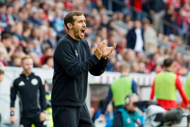 Julian Schuster (SC Freiburg, Trainer) , Deutschland, Fussball, 1. Bundesliga, 5.Spieltag, 2025 2026, SC Freiburg vs. TSG 1899 Hoffenheim, 28.09.2025, Europa-Park Stadion, Freiburg im Breisgau, Deutschland Freiburg im Breisgau Europa-Park Stadion Baden-Württemberg Deutschland Copyright: xGrantxHubbsx