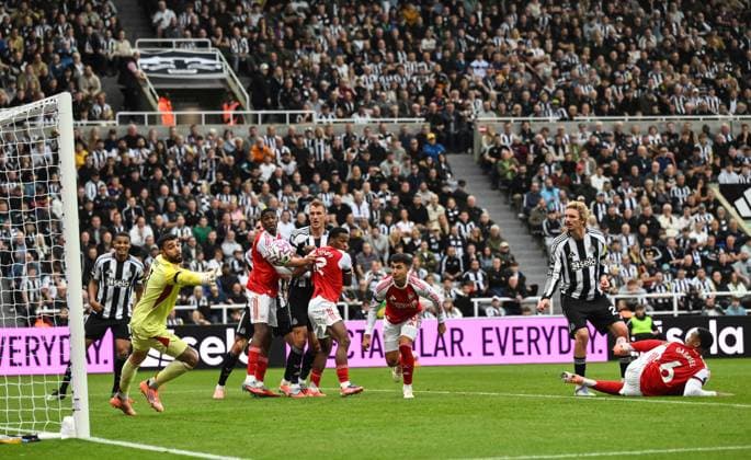 Nick Woltemade of Newcastle United scores their first goal Newcastle United v Arsenal, Premier League, Football, St James Park, Newcastle, UK - 28 Sep 2025Newcastle St James Park United Kingdom EDITORIAL USE ONLY No use with unauthorised audio, video, data, fixture lists, club league logos or live services. Online in-match use limited to 120 images, no video emulation. No use in betting, games or single club league player publications. Copyright: xRichardxLee Shutterstockx 15503935am