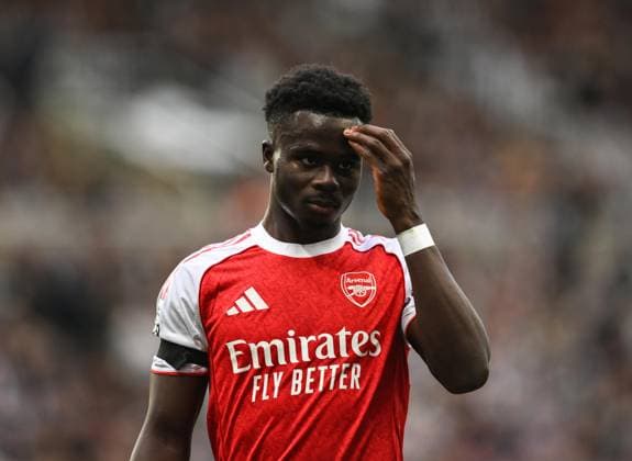 Bukayo Saka of Arsenal Newcastle United v Arsenal, Premier League, Football, St James Park, Newcastle, UK - 28 Sep 2025Newcastle St James Park United Kingdom EDITORIAL USE ONLY No use with unauthorised audio, video, data, fixture lists, club league logos or live services. Online in-match use limited to 120 images, no video emulation. No use in betting, games or single club league player publications. Copyright: xRichardxLee Shutterstockx 15503935bc