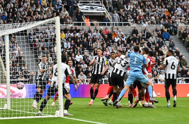 Gabriel of Arsenal scores their second goal Newcastle United v Arsenal, Premier League, Football, St James Park, Newcastle, UK - 28 Sep 2025Newcastle St James Park United Kingdom EDITORIAL USE ONLY No use with unauthorised audio, video, data, fixture lists, club league logos or live services. Online in-match use limited to 120 images, no video emulation. No use in betting, games or single club league player publications. Copyright: xRichardxLee Shutterstockx 15503935cj