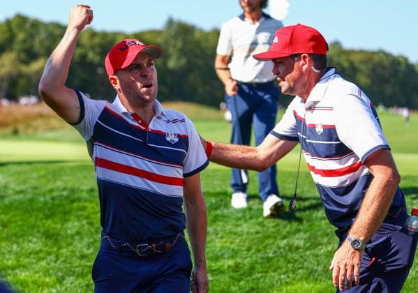Justin Thomas of Team USA celebrates 2025 Ryder Cup, Day Three, Singles, Golf, Bethpage Black Golf Course, New York, USA - 28 Sep 2025New York Bethpage Black Golf Course New York (NY) United States of America EDITORIAL USE ONLY No use with unauthorised audio, video, data, fixture lists, club league logos or live services. Online in-match use limited to 120 images, no video emulation. No use in betting, games or single club league player publications. Copyright: xJamesxMarsh Shutterstockx 15500197ca