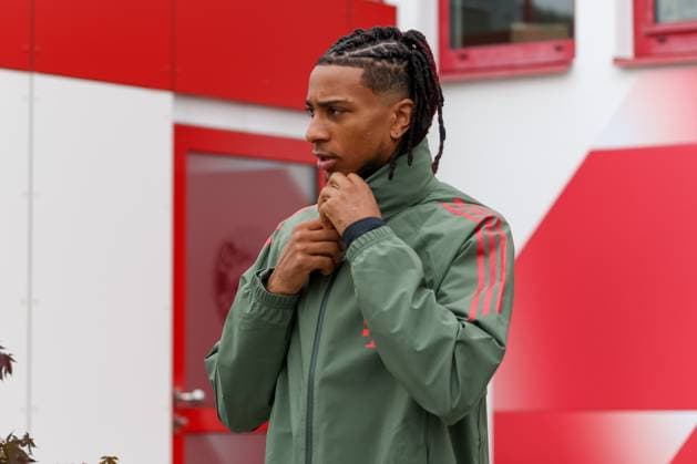 Michael Olise (FC Bayern Muenchen, 17) , GER, Abschlusstraining, FC Bayern Muenchen, Fussball, UEFA Champions League, Liga-Phase, 2. Spieltag, Saison 2025 2026, 29.09.2025, GER, Abschlusstraining, FC Bayern Muenchen, Fussball, UEFA Champions League, Liga-Phase, 2. Spieltag, Saison 2025 2026, 29.09.2025 Muenchen Copyright: xEibner-Pressefoto JennixMaulx EP_JML