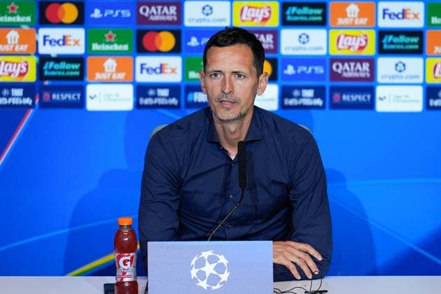 September 29, 2025, Madrid, Madrid, Spain: Dino Toppmoller, head coach of Eintracht Frankfurt, attends a press conference, PK, Pressekonferenz ahead of their UEFA Champions League 2025 26 match against Atletico de Madrid at Riyadh Air Metropolitano on September 29, 2025, in Madrid, Spain. Madrid Spain - ZUMAa181 20250929_zaa_a181_007 Copyright: xDennisxAgyemanx