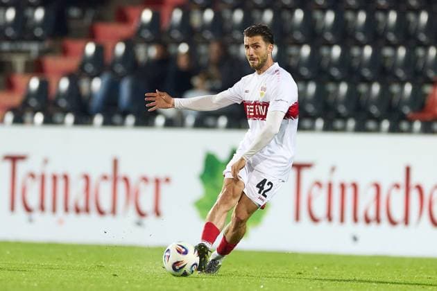 Leonidas Stergiou (VfB Stuttgart II, 42) GER, VfB Stuttgart II vs. SV Wehen Wiesbaden, Fussball, Herren, 3. Liga, 9. Spieltag, Spielzeit 2025 2026, 30.09.2025 GER, VfB Stuttgart II vs. SV Wehen Wiesbaden, Fussball, Herren, 3. Liga, 9. Spieltag, Spielzeit 2025 2026, 30.09.2025 Aspach Copyright: xEibner-Pressefoto GeraldxOelze-dx EP_ODS