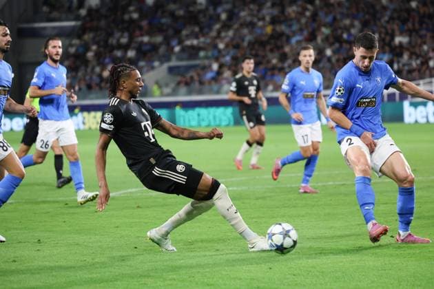 Michael Olise (Bayern Muenchen 17), CYP, FC Pafos - FC Bayern Muenchen, Fussball, Champions-League, 2. Spieltag, Saison 2025 2026, 30.09.2025 CYP, FC Pafos - FC Bayern Muenchen, Fussball, Champions-League, 2. Spieltag, Saison 2025 2026, 30.09.2025 Limassol Copyright: xEibner-Pressefoto JoergxNiebergax EP_JNL