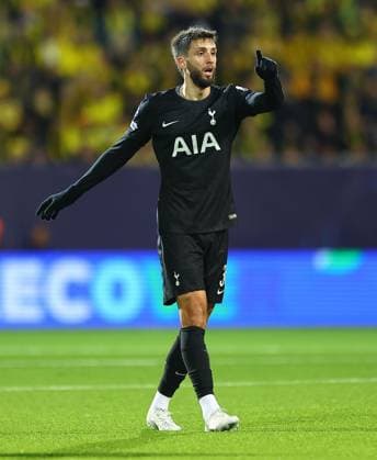 Rodrigo Bentancur of Tottenham Hotspur FK Bodo Glimt v Tottenham Hotspur, UEFA Champions League, Group Stage, Football, Aspmyra Stadion, Bodo, Norway - 30 Sep 2025Bodo Aspmyra Stadion Norway EDITORIAL USE ONLY No use with unauthorised audio, video, data, fixture lists, club league logos or live services. Online in-match use limited to 120 images, no video emulation. No use in betting, games or single club league player publications. Copyright: xMichaelxZemanek Shutterstockx 15504026bv