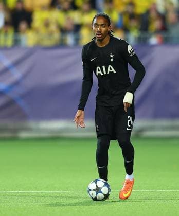 Djed Spence of Tottenham Hotspur FK Bodo Glimt v Tottenham Hotspur, UEFA Champions League, Group Stage, Football, Aspmyra Stadion, Bodo, Norway - 30 Sep 2025Bodo Aspmyra Stadion Norway EDITORIAL USE ONLY No use with unauthorised audio, video, data, fixture lists, club league logos or live services. Online in-match use limited to 120 images, no video emulation. No use in betting, games or single club league player publications. Copyright: xMichaelxZemanek Shutterstockx 15504026cb