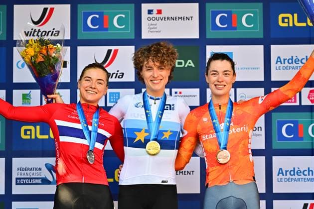 Reusser Marlen Switzerland, Ottestad Mie Bjorndal Norway, Bredewold Mischa Netherlands Women ITT UEC 2025 Road European Championship, EM, Europameisterschaft 01.10.2025 Siegerehrung Reusser Marlen Switzerland, Ottestad Mie Bjorndal Norway, Bredewold Mischa Netherlands Frauen Einzelzeitfahren, Women Individual Time Trial 01 10 2025, Loriol-Etoile, 24km Straßenradsport-Europameisterschaften 2025, UEC 2025 Road European Championship, EM, Europameisterschaft Drome-Ardeche in Frankreich