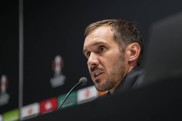 Julian Schuster (SC Freiburg, Trainer) , Italien, Fussball, UEFA Europa League, 2.Spieltag, Ligaphase, 2025 2026, Bologna FC vs. SC Freiburg, 01.10.2025, Pressekonferenz des SC Freiburg vor dem zweiten Europa League Spiel in der Ligaphase, Pressegespräch, Stadio Renato Dall™Ara, Bologna, Italien, Pressekonferenz des SC Freiburg vor dem zweiten Europa League Spiel in der Ligaphase, Pressegespräch Bologna Stadio Renato Dall™Ara Emilia-Romagna Italien Copyright: xArnexAmbergx