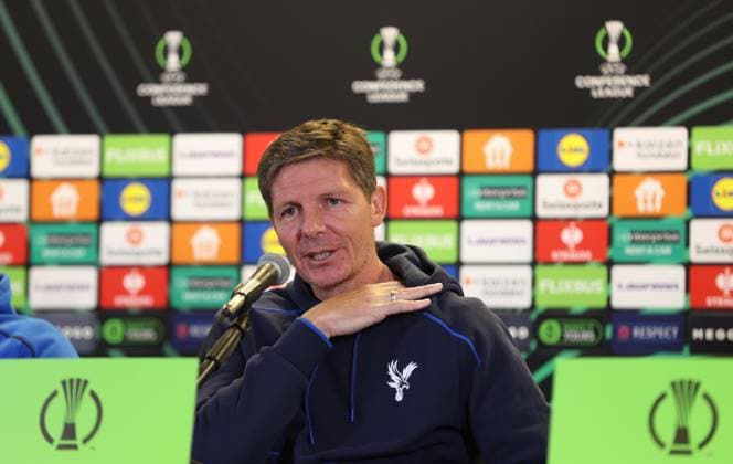 . - Crystal Palace press conference, PK, Pressekonferenz MD-1, UEFA Conference League, Preview, Dynamo Kyiv v Crystal Palace, Lublin Arena Stadium, Lublin, Poland. - 1st October 2025. (C) Daniel Weir Crystal Pix (C) Daniel Weir Crystal Pix Oliver Glasner Manager of Crystal Palace during his pre match MD-1 UEFA Conference League press conference ahead of the Dynamo Kyiv v Crystal Palace match at Lublin Arena, Poland. - Crystal Palace Press Conference, MD-1, UEFA Conference League, Preview, Dynamo Kyiv v Crystal Palace, Lublin Arena Stadium, Lublin, Poland. - 1st October 2025. (C) Daniel Weir Crystal Pix Lublin Lublin Arena Stadium Poland Copyright: xDanielxWeirx CP_Crystal_Palace_Press_Conference_Lubin_011025_DW_13