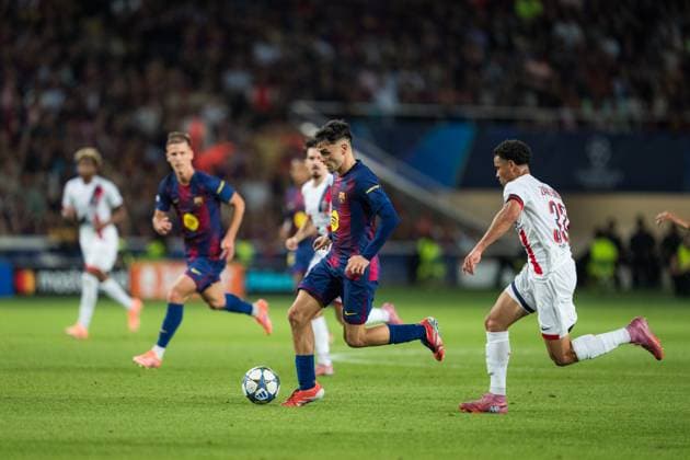 Spain-Football-Champions League-Group Stage FC Barcelona, Barca v PSG in Barcelona, Spain. Barcelona, Spain, 1, October, 2025. FC Barcelona player (8) Pedri during Champions League match between FC Barcelona and PSG in Olympic Stadium Lluis Companys, Barcelona, Spain, on October 1, 2025. Barcelona Olympic Stadium Lluis Companys Barcelona Spain