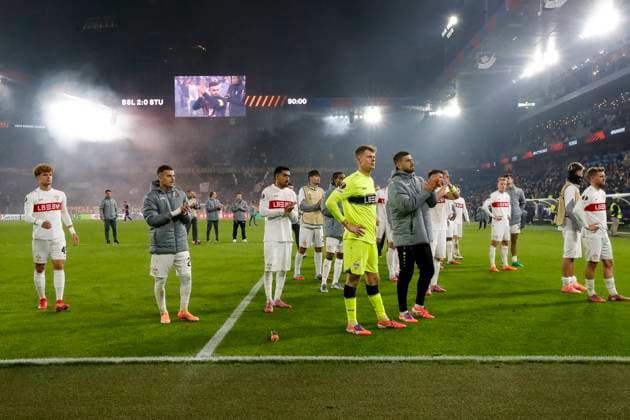 VfB Stuttgart nach dem Spiel , Schweiz, Fussball, UEFA Europa League, 2. Spieltag, 2025 2026, FC Basel vs. VfB Stuttgart, 02.10.2025, Sankt Jakob Park, Basel, Schweiz Basel Sankt Jakob Park Kanton Basel-Stadt Schweiz Copyright: xGrantxHubbsx