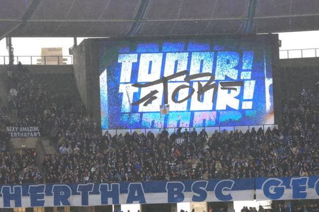 DEU, DFL, 2. FBL, Hertha BSC vs. Preussen Muenster, 04.10.2025, Berliner Olympiastadion, Berlin, DEU, DFL, 2. FBL, Hertha BSC vs. Preussen Muenster, im Bild Anzeigetafel DFL - regulations prohibit any use of Photographs as image sequences and or quasi-video
