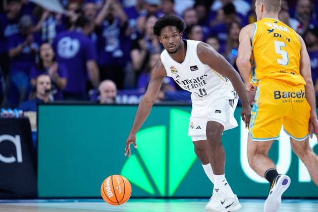 October 5, 2025, Madrid, Madrid, Spain: Andres Feliz of Real Madrid in action during the Spanish League, Liga ACB Endesa, basketball match played between Real Madrid and Dreamland Gran Canaria at Movistar Arena on October 05, 2025, in Madrid, Spain. Madrid Spain - ZUMAa181 20251005_zaa_a181_049 Copyright: xDennisxAgyemanx