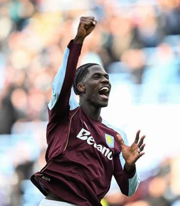 Amadou Onana of Aston Villa celebrates after the game Aston Villa v Burnley, Premier League, Football, Villa Park, Birmingham, UK - 05 Oct 2025Birmingham Villa Park United Kingdom EDITORIAL USE ONLY No use with unauthorised audio, video, data, fixture lists, club league logos or live services. Online in-match use limited to 120 images, no video emulation. No use in betting, games or single club league player publications. Copyright: xAnnaxGowthorpe Shutterstockx 15515860am