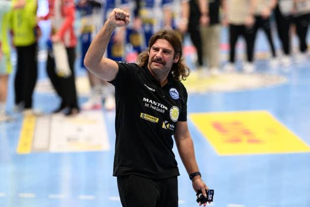 Sebastian, Hinze (Trainer, ThSV Eisenach) GER, Thueringen, ThSV Eisenach gegen VfL Gummersbach, 1. Daikin Handballbundesliga, Handball, 7.Spieltag, Saison 2025 2026, Sonntag, 05.10.2025 GER, Thueringen, ThSV Eisenach gegen VfL Gummersbach, 1. Daikin Handballbundesliga, Handball, 7.Spieltag, Saison 2025 2026, Sonntag, 05.10.2025 Eisenach Copyright: xEibner-Pressefoto MartinxHerbstx EP_MHT