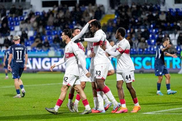 Spieler vom VfB Stuttgart II U21, U 21 , jubeln über das Tor zum 0:1, Jubel, Torjubel, Torerfolg, celebrate the goal, goal, celebration, jubelt ueber das Tor, Freuen, Freude, freut sich, optimistisch, positiv, Spielszene, Highlight, Action, Aktion, 05.10.2025, Sinsheim (Deutschland), Fussball, 3. Liga, TSG 1899 Hoffenheim II - VfB Stuttgart II, DFB DFL REGULATIONS PROHIBIT ANY USE OF PHOTOGRAPHS AS IMAGE SEQUENCES AND OR QUASI-VIDEO.