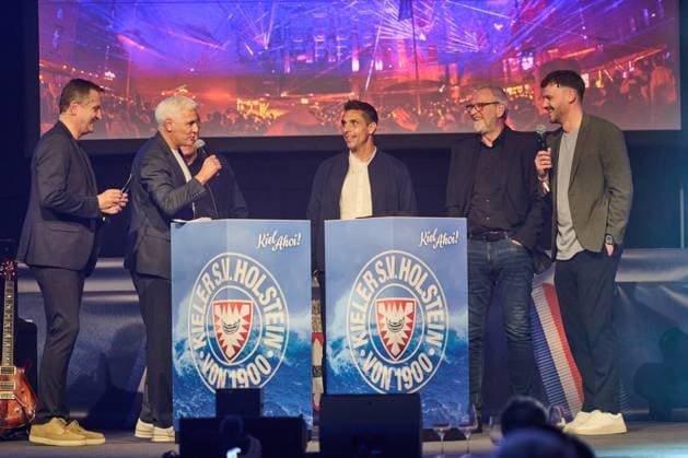 06.10.2025 - 07.102025, 125 Jahre KSV Holstein, Jubiläumsfeier, Geburtstag, Fußball und andere Sportarten, Saison 2025 2026, Holstein Kiel Moderator Andreas Käckell, Andreas Bornemann, Thorsten Gutzeit, Marcel Rapp, Uwe Stöver, Kenneth Kronholm Kiel, Hebbel Schule Holstein-Stadion Schleswig-Holstein Deutschland