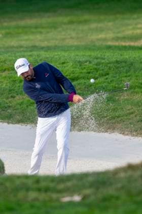 October 9, 2025, Madrid, Madrid, Spain: JENS DANTORP, bunker shot on hole 1, third shot during the matchday of the Open de Espao±a presented by Madrid, held at the Club de Campo Villa de Madrid on October 9, 2025, in Madrid, Spain. Madrid Spain - ZUMAc312 20251009_zsp_c312_070 Copyright: xOscarxManuelxSanchezx