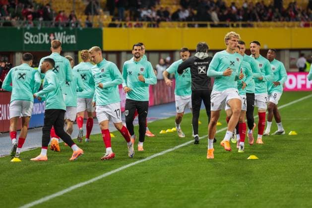 SOCCER - FIFA WC quali, AUT vs SMR VIENNA,AUSTRIA,09.OCT.25 - SOCCER - FIFA World Cup, WM, Weltmeisterschaft, Fussball 2026, European Qualifiers, group stage, OEFB international match, Länderspiel, Nationalmannschaft Austria vs San Marino. Image shows the team of AUT during warm up. GEPAxpictures xDavidxBitzan