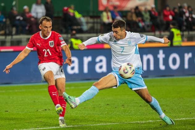 SOCCER - FIFA WC quali, AUT vs SMR VIENNA,AUSTRIA,09.OCT.25 - SOCCER - FIFA World Cup, WM, Weltmeisterschaft, Fussball 2026, European Qualifiers, group stage, OEFB international match, Länderspiel, Nationalmannschaft Austria vs San Marino. Image shows Nikolaus Wurmbrand (AUT) and Matteo Vitaioli (SMR). GEPAxpictures xDavidxBitzan