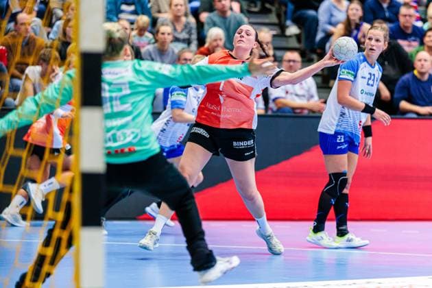 v.l. Johanna Fossum Union Neckarsulm, 12), Diana Magnusdottir (HSG Blomberg-Lippe, 07) GER, HSG Blomberg-Lippe vs. Sport-Union Neckarsulm, Handball, 1. Bundesliga Frauen, 5. Spieltag, Spielzeit 2025 2026, 11.10.2025 GER, HSG Blomberg-Lippe vs. Sport-Union Neckarsulm, Handball, 1. Bundesliga Frauen, 5. Spieltag, Spielzeit 2025 2026, 11.10.2025 Blomberg Copyright: xEibner-Pressefoto JanxRollingerx EP_JSK
