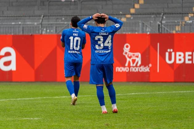 Freisteller, Emotion, Geste, Gestik Halim Eroglu (TSG Balingen, 34) nach einer vergebenen Chance, GER, 1. FSV Mainz 05 II vs. TSG Balingen, Fussball, Regionalliga Suedwest, 12. Spieltag, Saison 2025 2026, 11.10.2025, DFB REGULATIONS PROHIBIT ANY USE OF PHOTOGRAPHS AS IMAGE SEQUENCES AND OR QUASI-VIDEO, GER, 1. FSV Mainz 05 II vs. TSG Balingen, Fussball, Regionalliga Suedwest, 12. Spieltag, Saison 2025 2026, 11.10.2025 Mainz Copyright: xEibner-Pressefoto Jan-NiclasxGrox EP_JGG