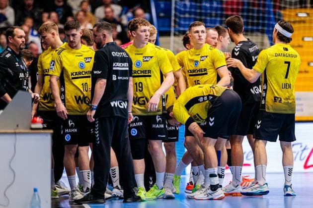 Mannschaftskreis TVB Stuttgart GER, TBV Lemgo Lippe vs. TVB Stuttgart, Handball, 1. Bundesliga, 8. Spieltag, Spielzeit 2025 2026, 12.10.2025 GER, TBV Lemgo Lippe vs. TVB Stuttgart, Handball, 1. Bundesliga, 8. Spieltag, Spielzeit 2025 2026, 12.10.2025 Lemgo Copyright: xEibner-Pressefoto JanxRollingerx EP_JSK