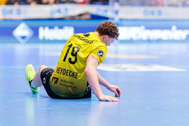 Max Haydecke (TVB Stuttgart, 19) ist enttaeuscht traurig nach 32:30 Niederlage GER, TBV Lemgo Lippe vs. TVB Stuttgart, Handball, 1. Bundesliga, 8. Spieltag, Spielzeit 2025 2026, 12.10.2025 GER, TBV Lemgo Lippe vs. TVB Stuttgart, Handball, 1. Bundesliga, 8. Spieltag, Spielzeit 2025 2026, 12.10.2025 Lemgo Copyright: xEibner-Pressefoto JanxRollingerx EP_JSK