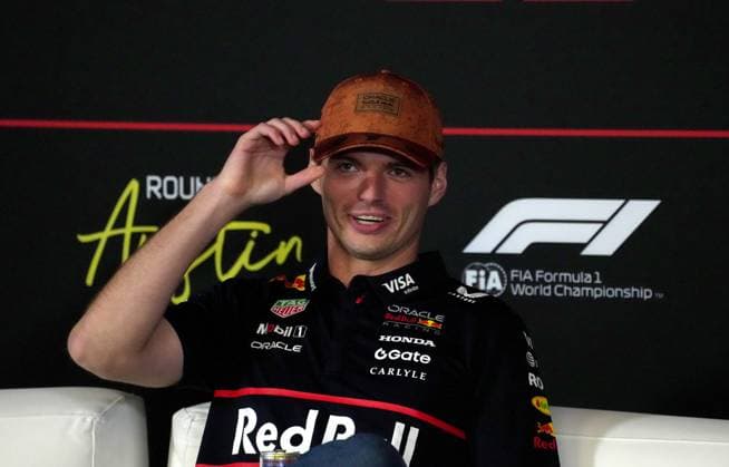 16.10.2025, Circuit of The Americas, Austin, FORMULA 1 MSC CRUISES UNITED STATES GRAND PRIX 2025 , im Bild Max Verstappen (NLD), Oracle Red Bull Racing (Photo by Hasan Bratic DeFodi Images) 16 10 2025, Circuit of The Americas, Austin, FORMULA 1 MSC CRUISES UNITED STATES GRAND PRIX 2025 , in the picture Max Verstappen NLD , Oracle Red Bull Racing Photo by Hasan Bratic DeFodi Images