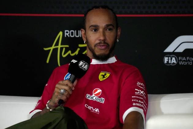 16.10.2025, Circuit of The Americas, Austin, FORMULA 1 MSC CRUISES UNITED STATES GRAND PRIX 2025 , im Bild Lewis Hamilton (GBR), Scuderia Ferrari HP (Photo by Hasan Bratic DeFodi Images) 16 10 2025, Circuit of The Americas, Austin, FORMULA 1 MSC CRUISES UNITED STATES GRAND PRIX 2025 , in the picture Lewis Hamilton GBR , Scuderia Ferrari HP Photo by Hasan Bratic DeFodi Images