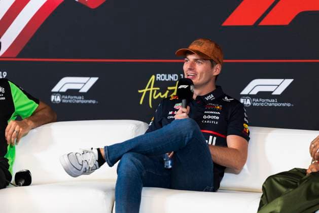 Formula 1 MSC Cruises United States Grand Prix 2025 Alexis Perrin OVERTAKE MAXPPP - Austin 16 10 2025 01 VERSTAPPEN Max (nld), Oracle Red Bull Racing, portrait press conference, PK, Pressekonferenz at the Formula 1 MSC Cruises United States Grand Prix 2025, the 19th round of the 2025 FIA Formula 1 World Championship, WM, Weltmeisterschaft at the Circuit of The Americas in Austin, Texas, United States, from October 16 to 19, 2025 Austin Circuit of The Americas United States Copyright: xOVERTAKE MAXPPPxAlexisxPerrinx OVT202510169861 OVT202510169861