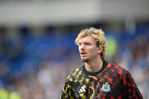 Nick Woltemade of Newcastle United during player warm ups. Brighton and Hove Albion v Newcastle United, Premier League, Football, American Express Community Stadium, Brighton, UK - 18 Oct 2025Brighton American Express Community Stadi United Kingdom EDITORIAL USE ONLY No use with unauthorised audio, video, data, fixture lists, club league logos or live services. Online in-match use limited to 120 images, no video emulation. No use in betting, games or single club league player publications. Copyright: xSeanxRyan Shutterstockx 15544971k